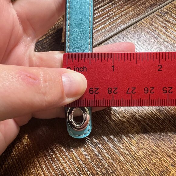 Authentic Coach Leather Turnlock Bracelet – Teal Blue - Picture 2 of 5